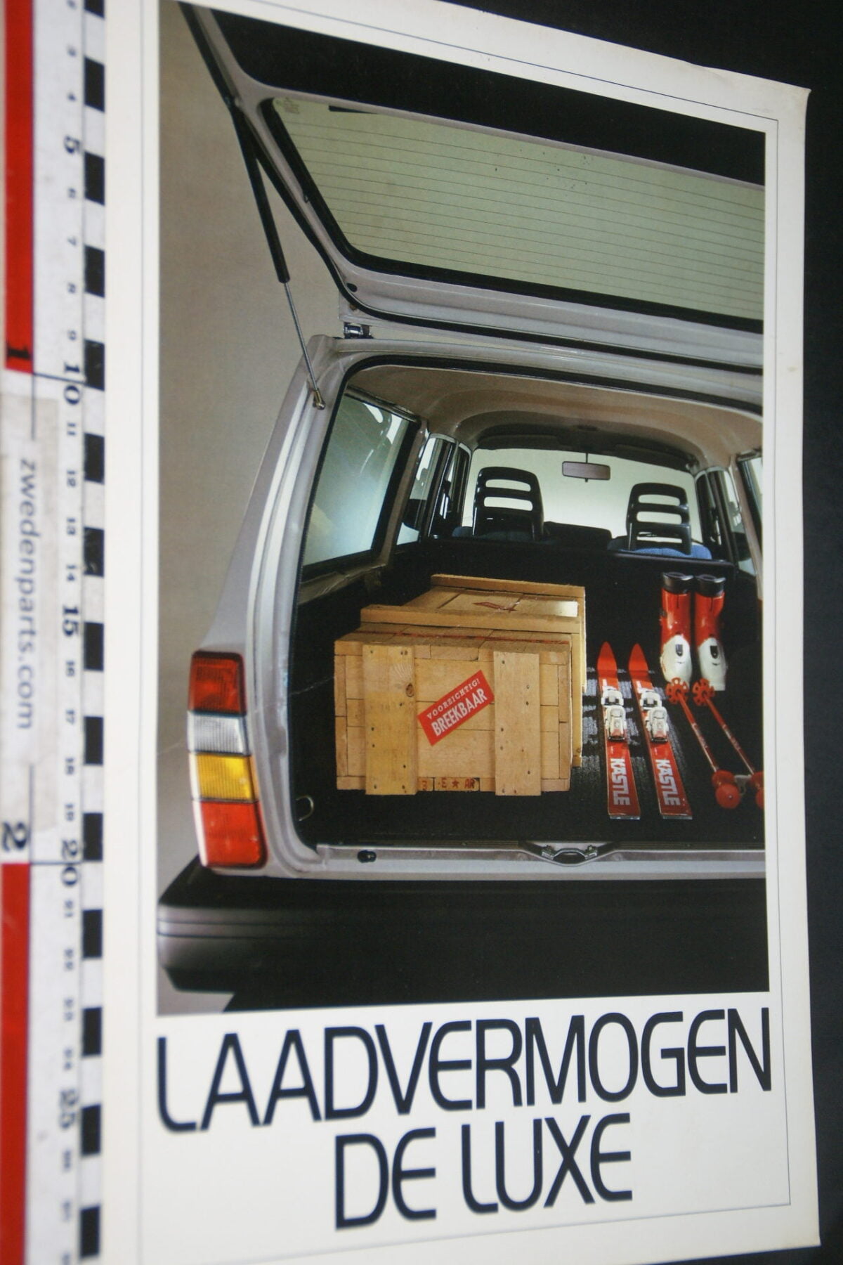 DSC07931 ca 1984 brochure Volvo 245 VAN