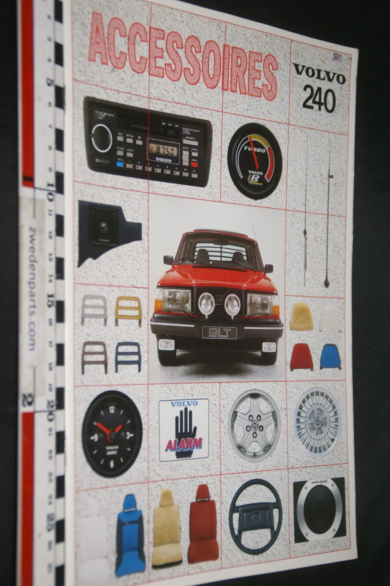 DSC07952 1984 brochure Volvo 240 accessoires nr RSP 39541