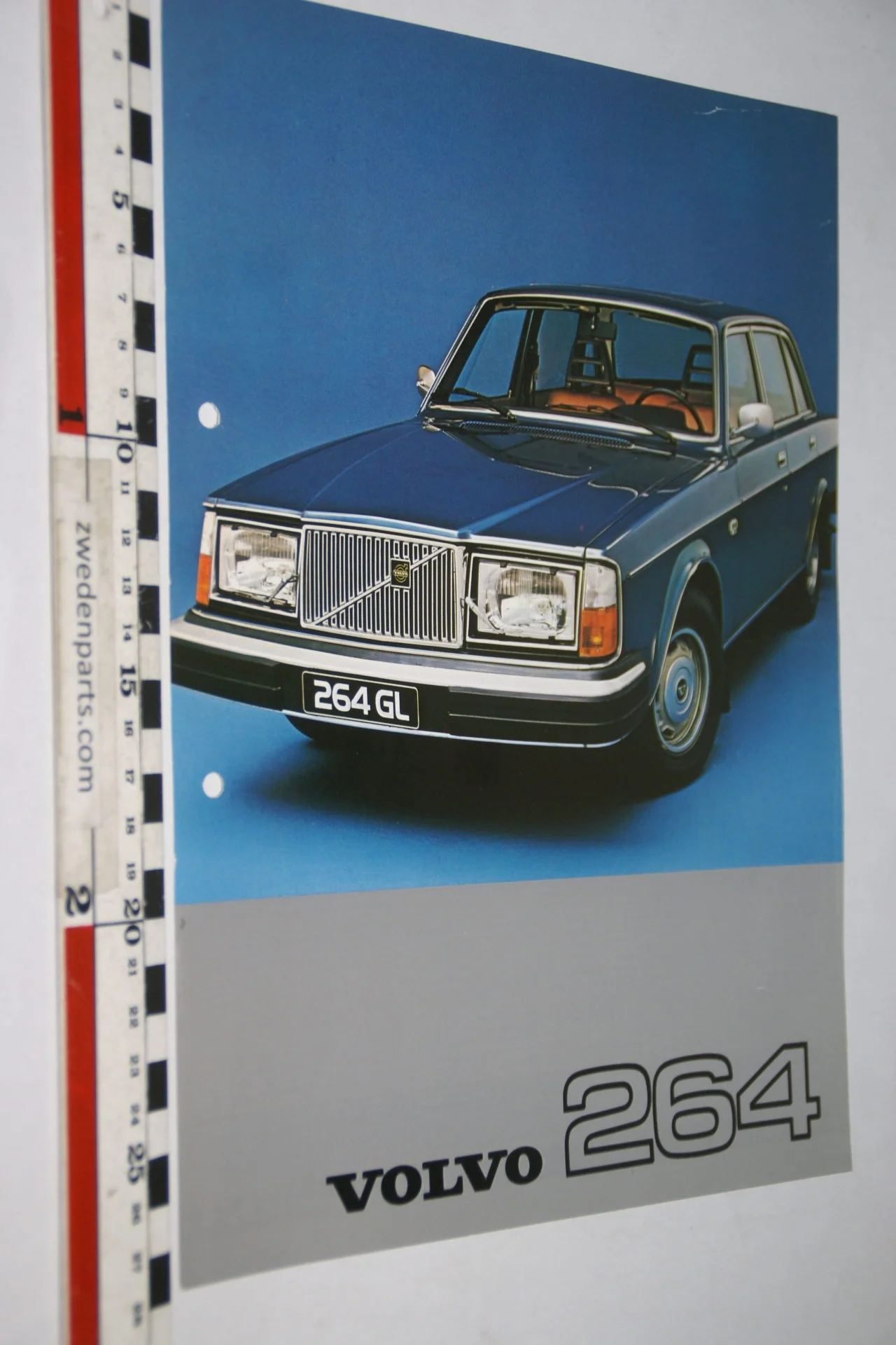 DSC07976 1977 brochure Volvo 264 nr RSPPV 4201