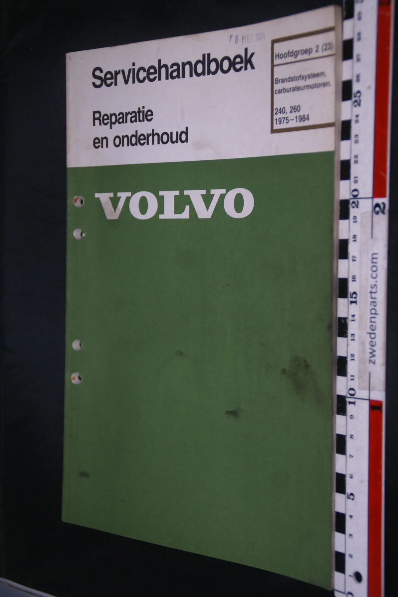 DSC08465 1984 origineel Volvo 240, 260 servicehandboek  2 (23) brandstofsysteem carburateurmotoren 1 van 800 TP 11744-2