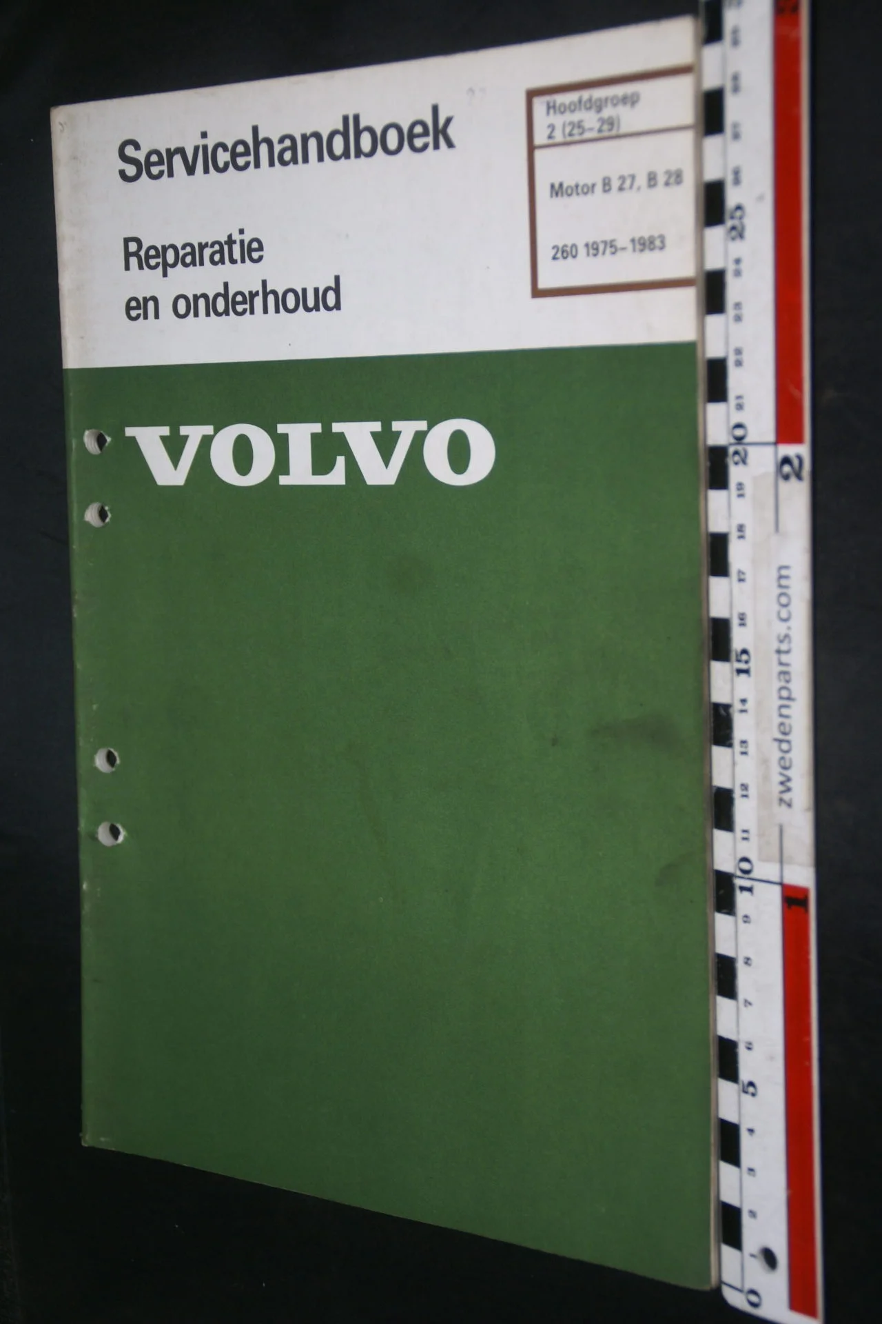 DSC08469 1983 origineel Volvo 260 servicehandboek  2 (25-29) motor B27, B28 1 van 800 TP 30565-1