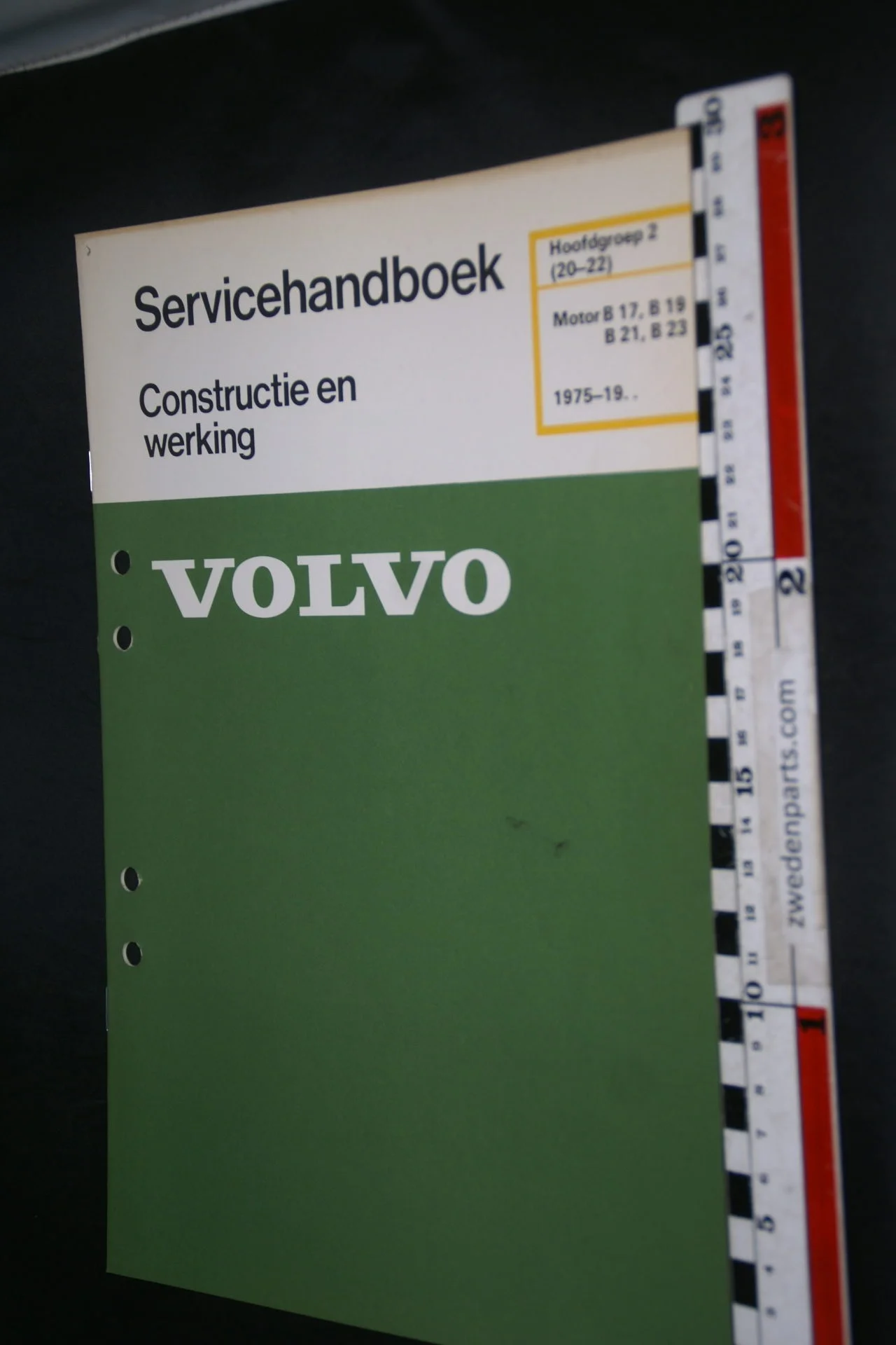 DSC08487 1981 origineel Volvo servicehandboek  2 (20-22) motor B17, B19, B21, B23 1 van 800 TP 30293-1