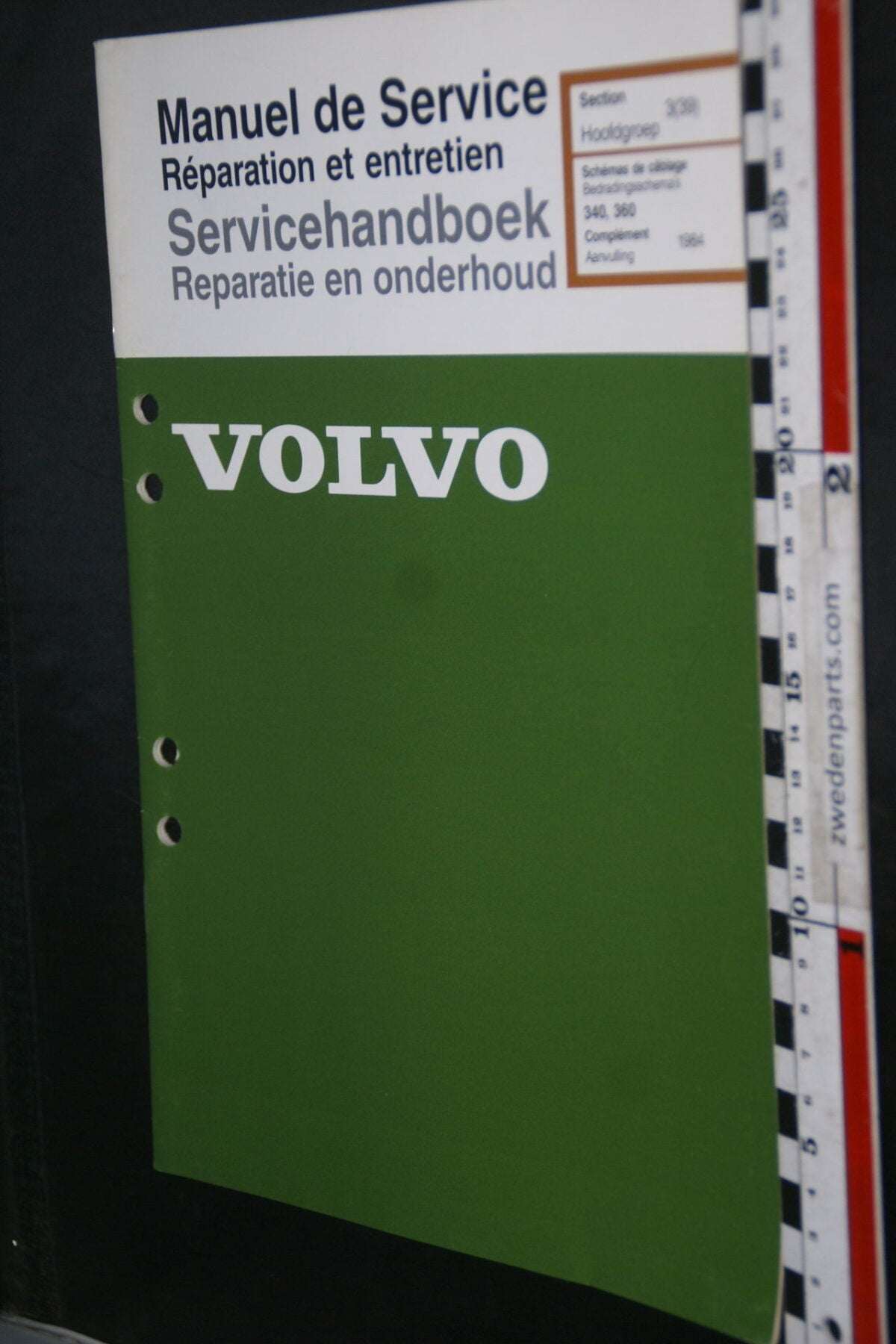 DSC08569 1984 origineel Volvo 340, 360 servicehandboek  3 (39) bedrading 1 van 1.500 TP 35187-1, Francais, Nederlands