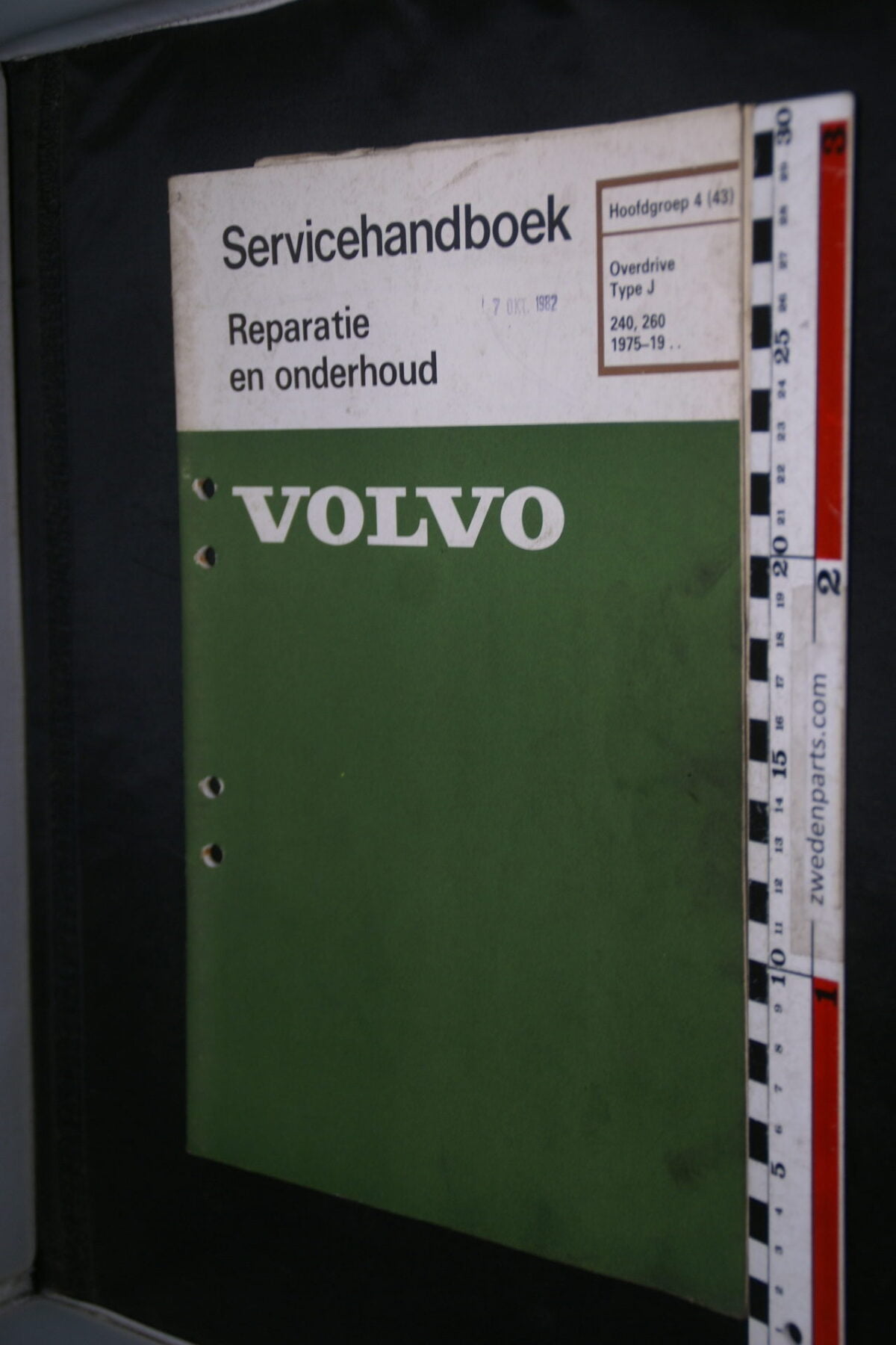 DSC08601 1978 origineel Volvo 240 260 servicehandboek  4 (43) overdrive Type J 1 van 800 TP 12091-2