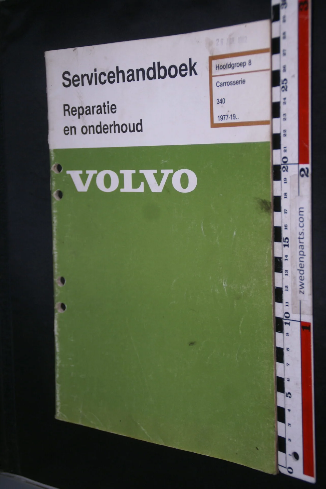 DSC09357 1981 origineel werkplaatsboek 8  carosserie Volvo 340  1 van 1.000 nr TP 11981-3