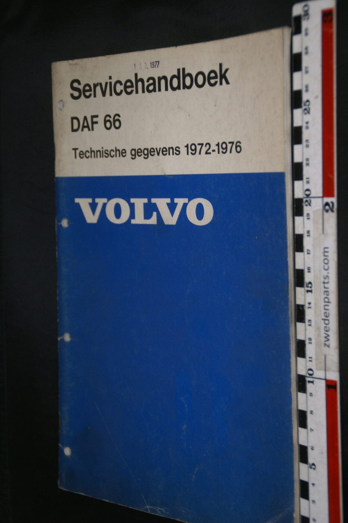 DSC09437 1977 origineel werkplaatsboek technische gegegevens  DAF 66  1 van 600 nr D31192