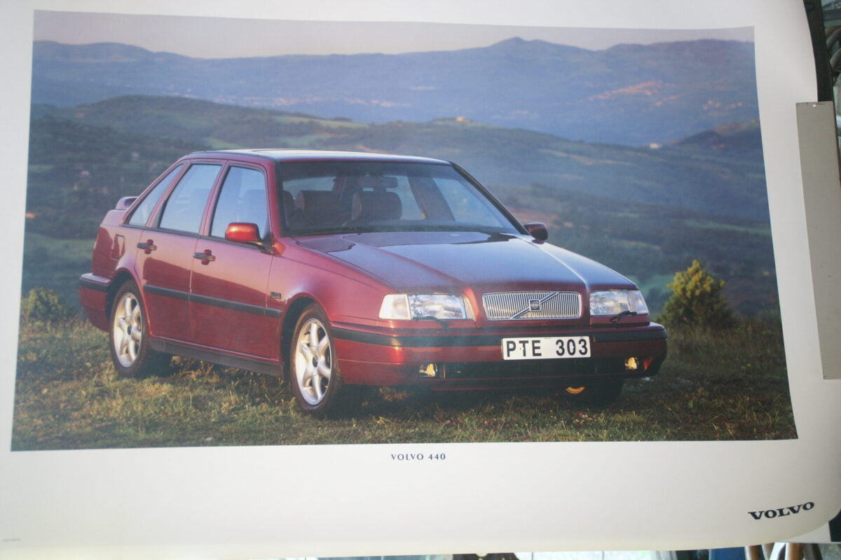 DSC07672 1995 originele poster Volvo 440 ca 50 x 70 cm nr MS-PV 6888-95-5a560028
