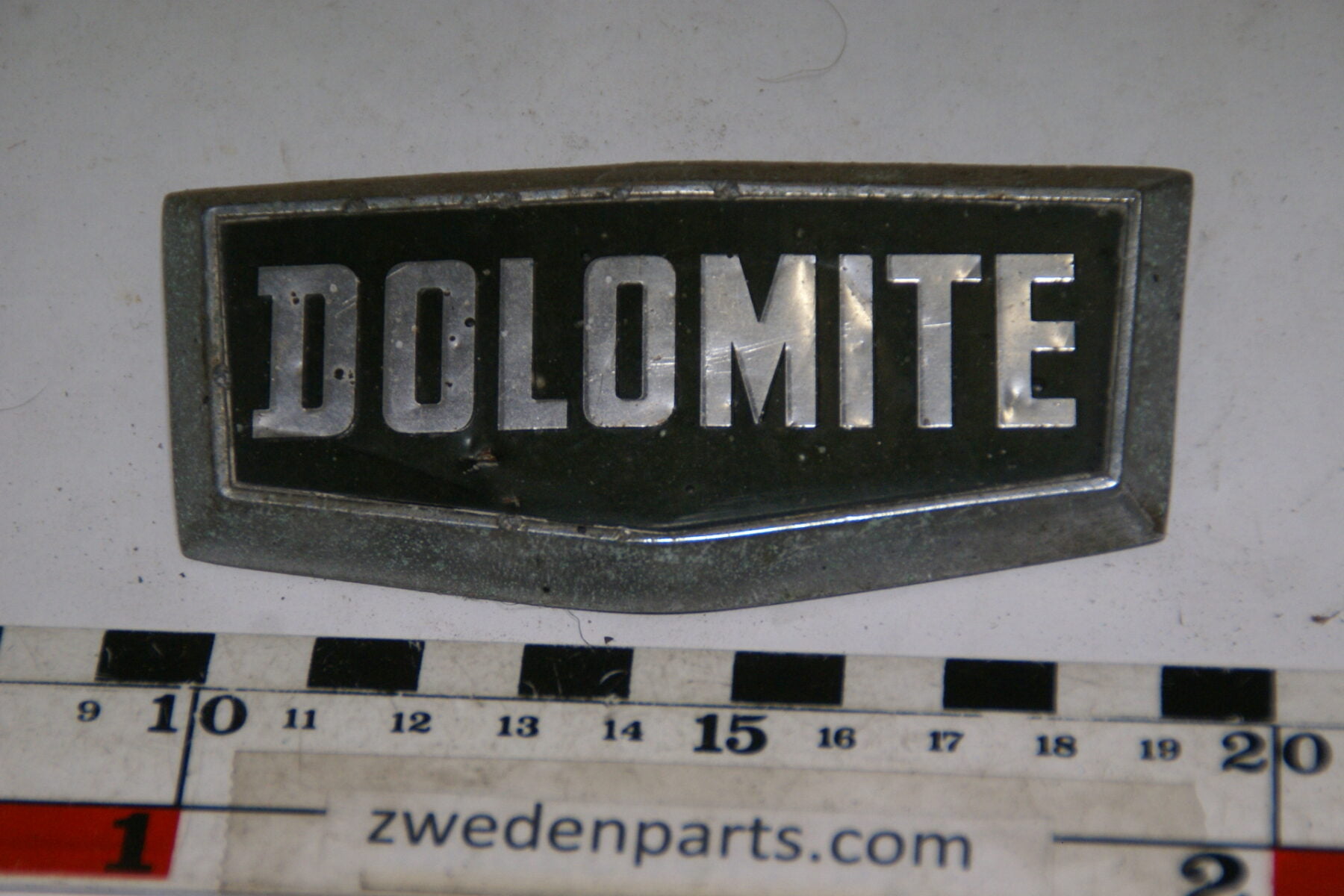 DSC00116 origineel embleem Triumph Dolomite-848532ee