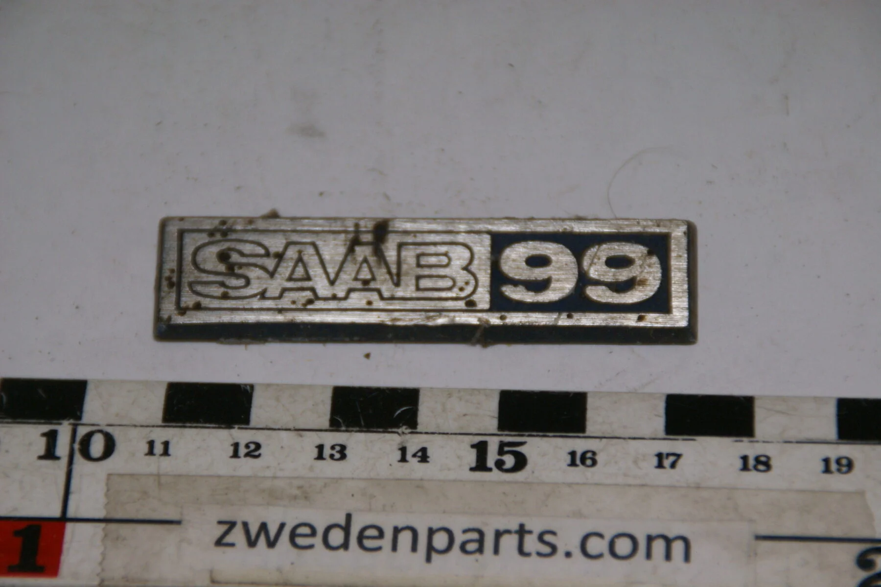 DSC00134 origineel embleem SAAB 99-1998784a