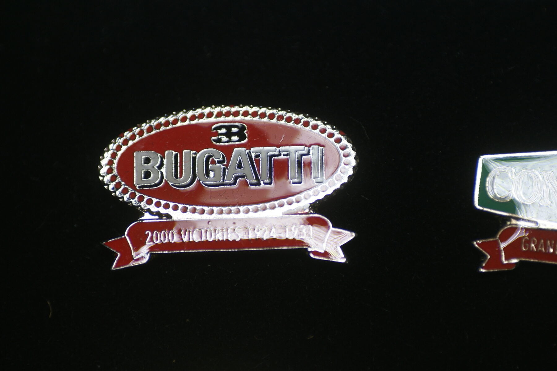 DSC01479 pin Bugatti, nieuw-67859391