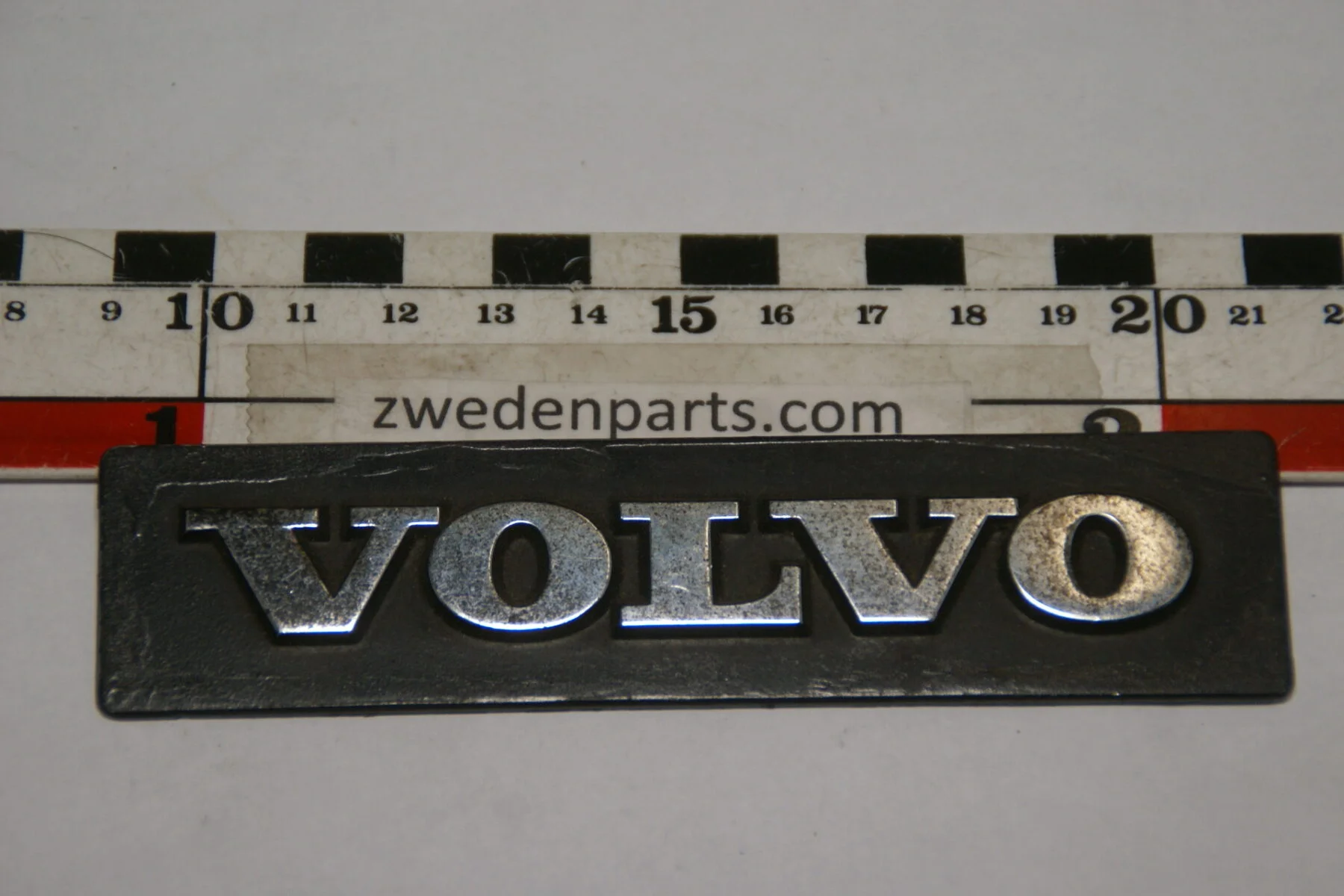 DSC02269 origineel spatbord embleem Volvo USA -1311d7e5