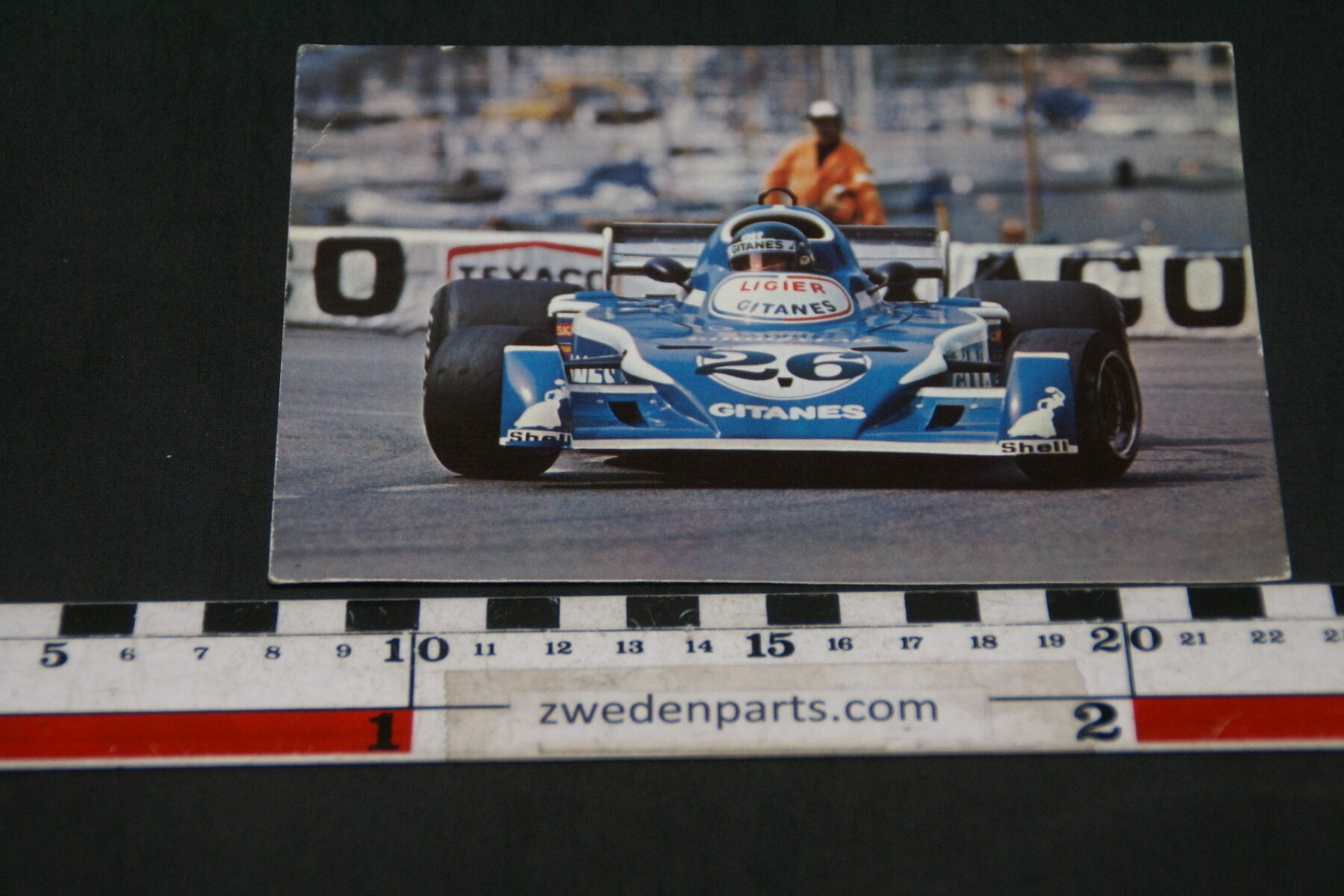 DSC02404 prentbriefkaart Ligier raceauto-11ccf39c