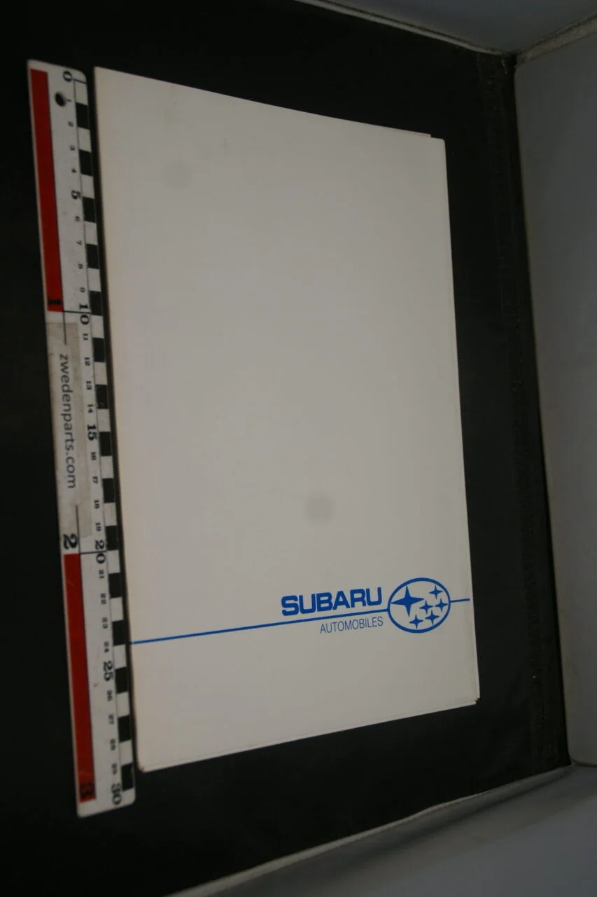 DSC02435 1990 originele persmap Subaru -be2b53fe