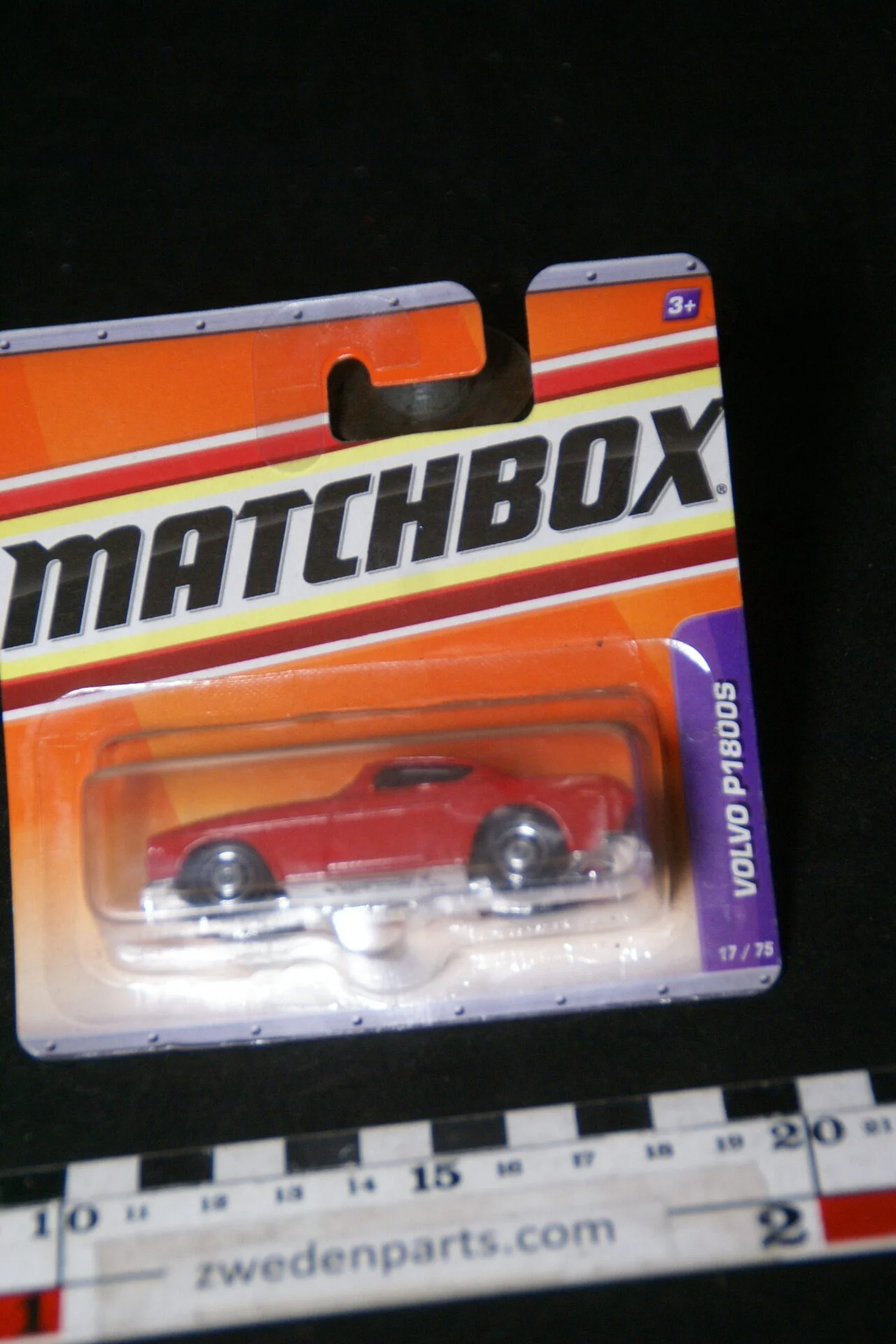 DSC02074 2010 origineel miniatuur Volvo P1800S rood Matchbox MB-e414f6d8