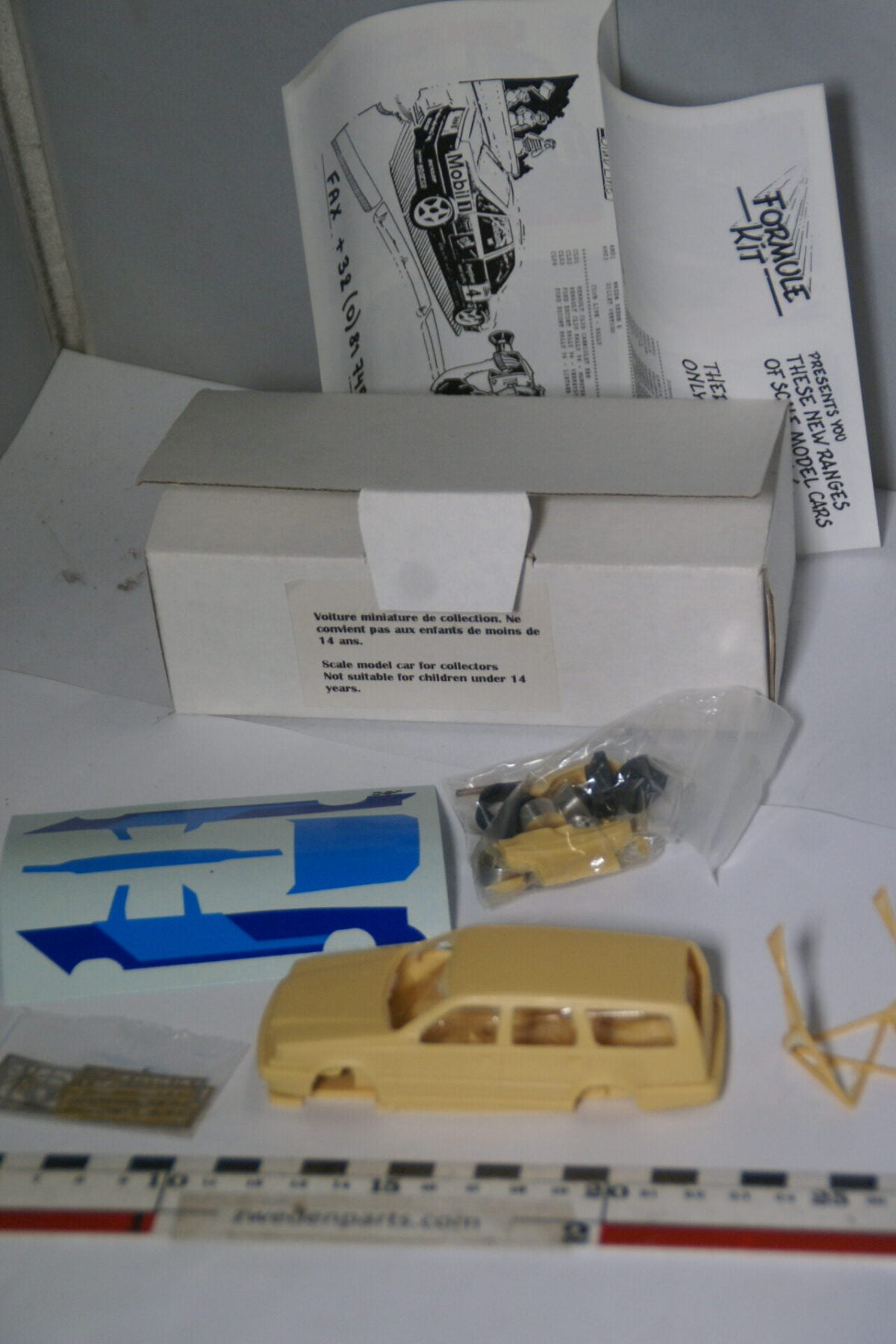 DSC04684 ca. 1995 miniatuur kit 1994 Volvo 855 +Estate BTTC 94-1 Lammers 1op43 Formule Kit 033 MB-373b44ec