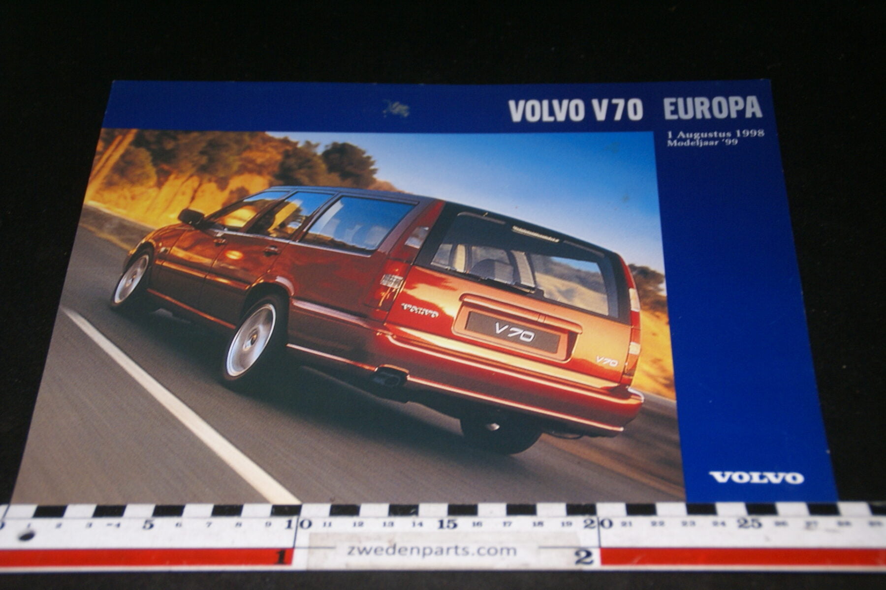 DSC05261 1999 originele brochure Volvo V70 Europa nr V70-01-457d9d42
