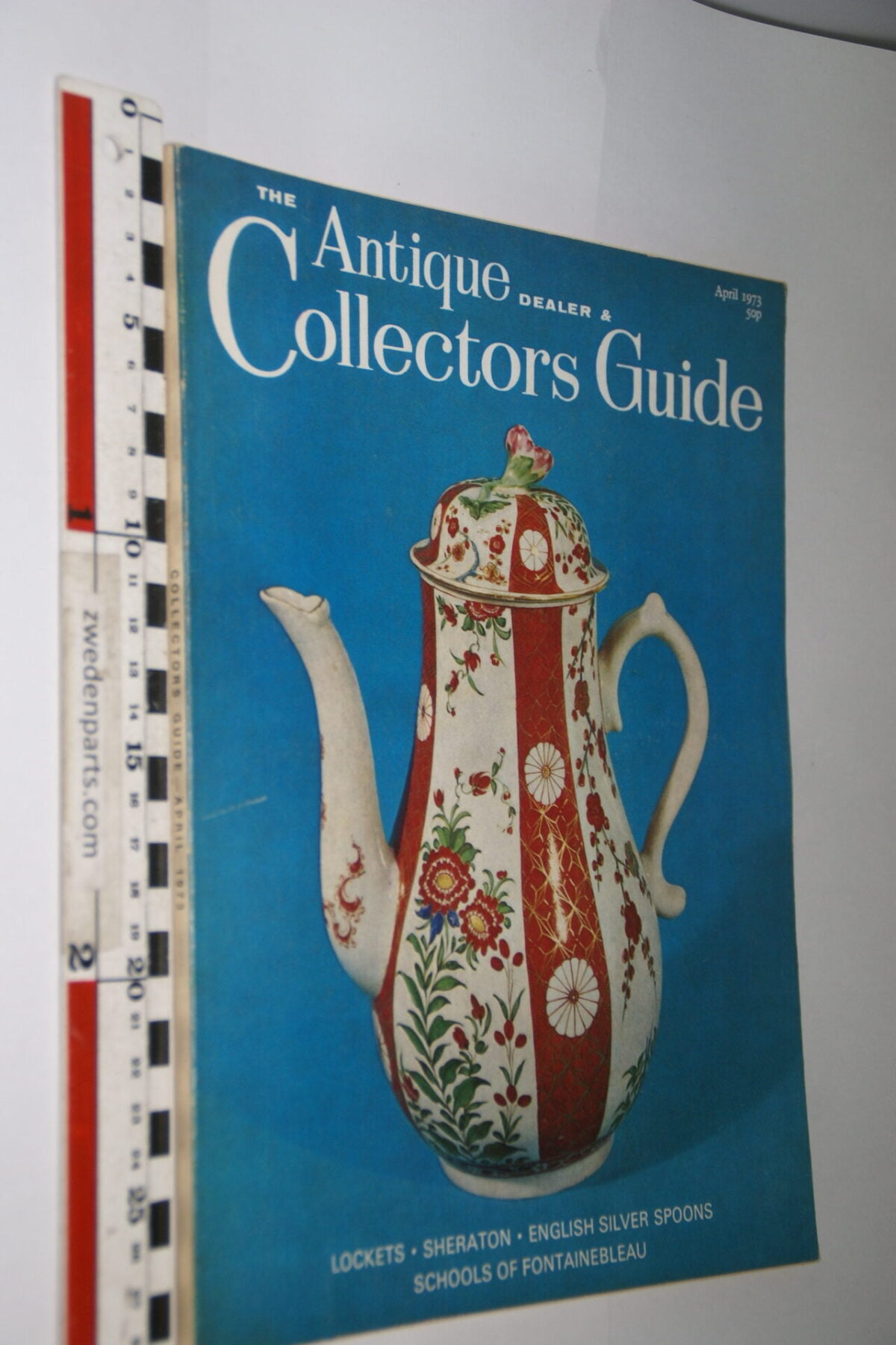 DSC06217 1973 april tijdschrift Antique Collectors Guide, English-6f4e63f4