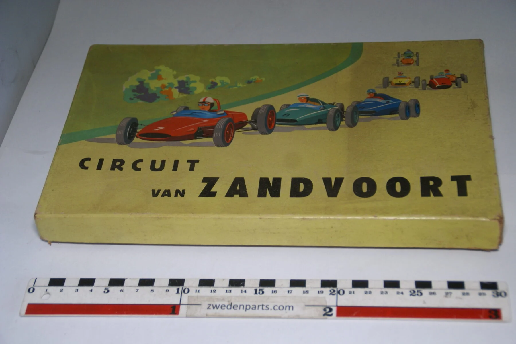 DSC06273 50er jaren bordspel  Circuit van Zandvoort merk Spika Holland-ef318a26
