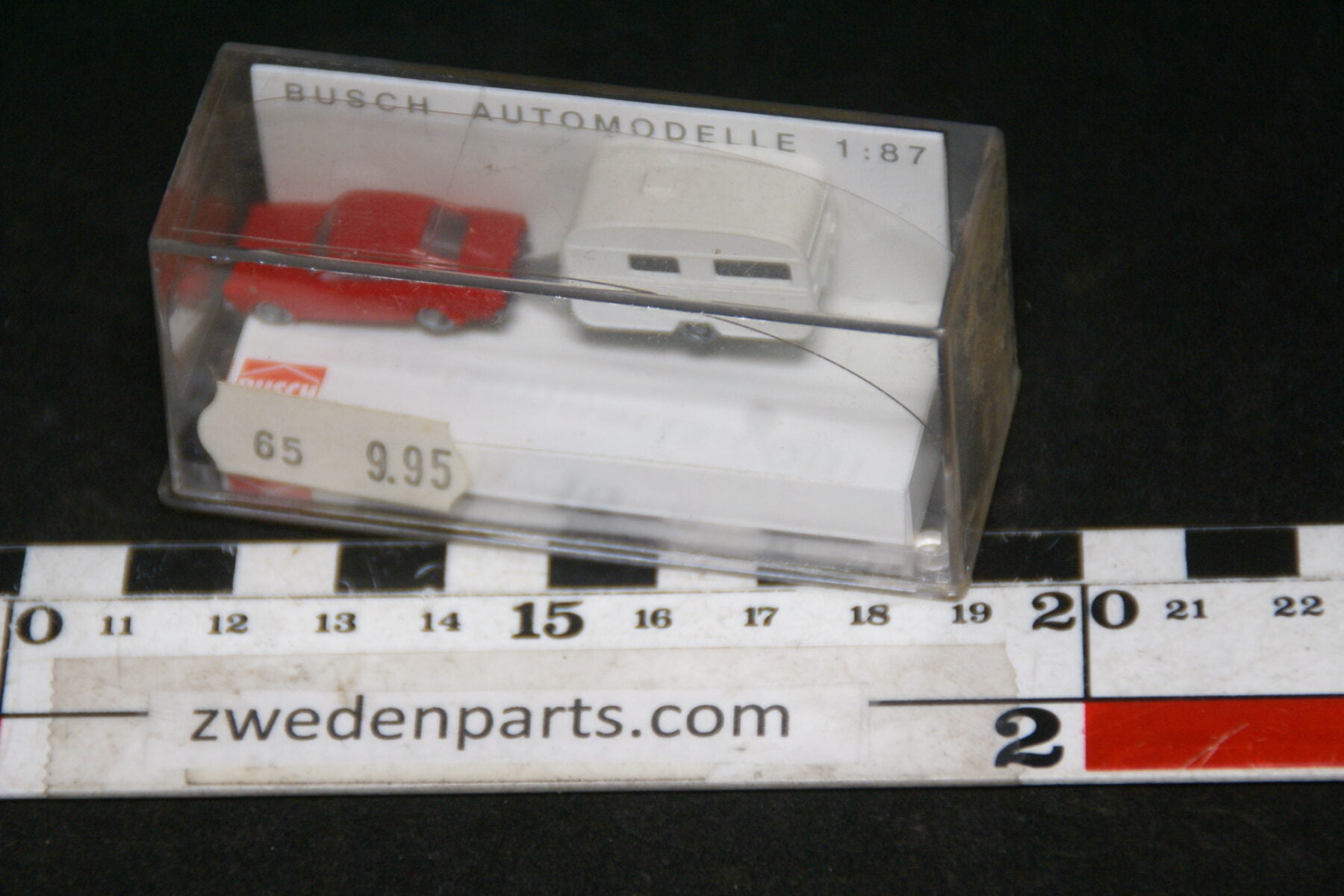 DSC06387 miniatuur Opel met caravan 1op87-2fcd394a