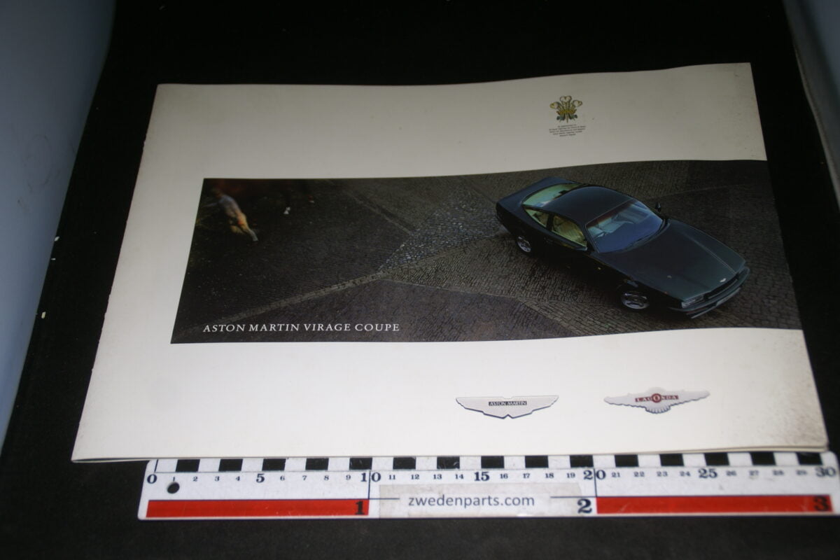 DSC08581 originele brochure Aston Martin Virage Coupe-21ef563a