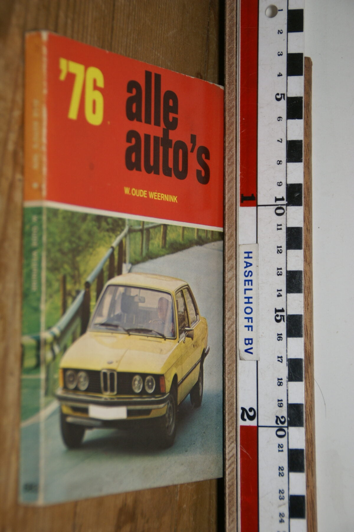 DSC02881 1976 boek alle auto's Wim Oude Weernink-75250686