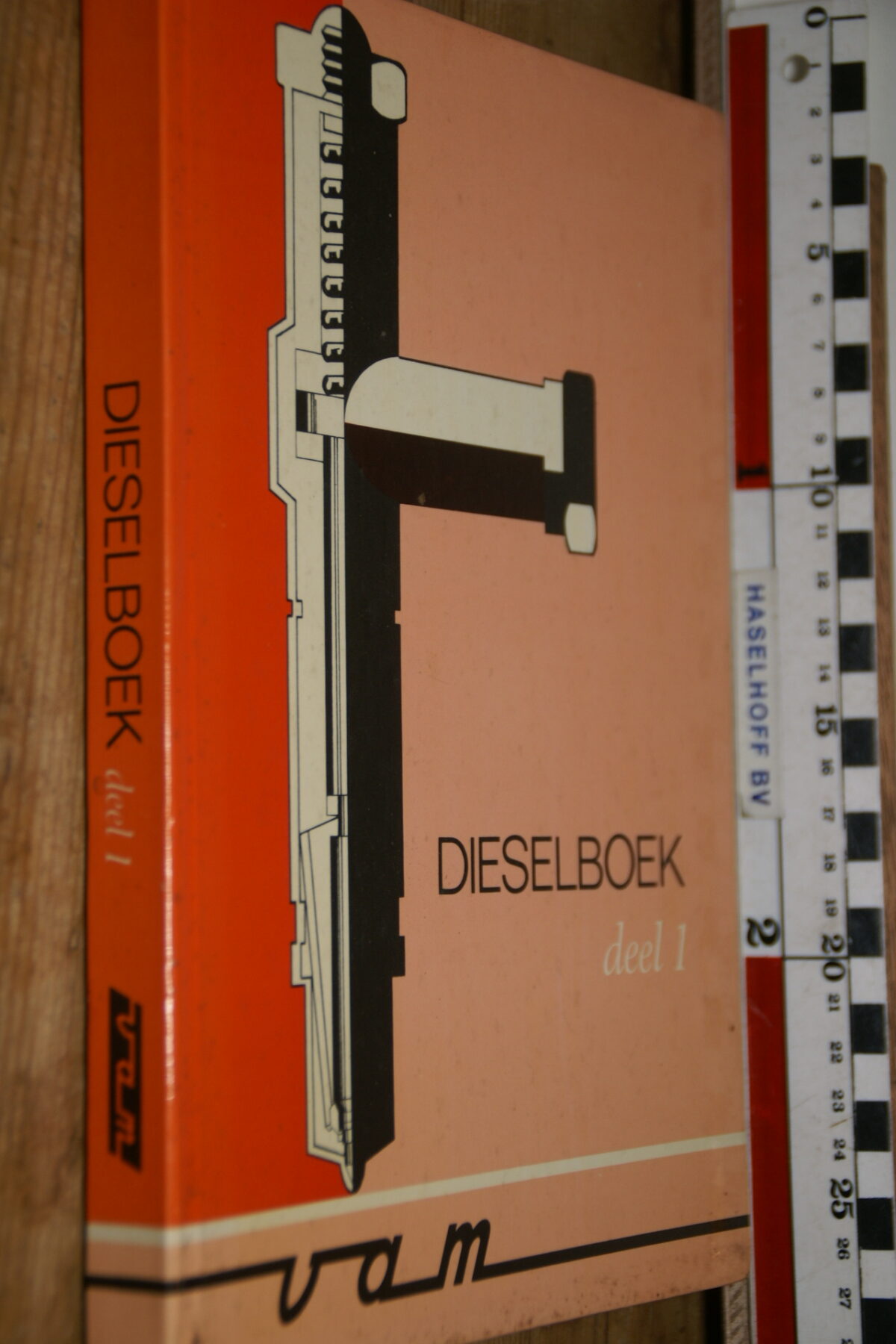 DSC02886 60er jaren technisch boek VAM diesel deel 1-0b184850