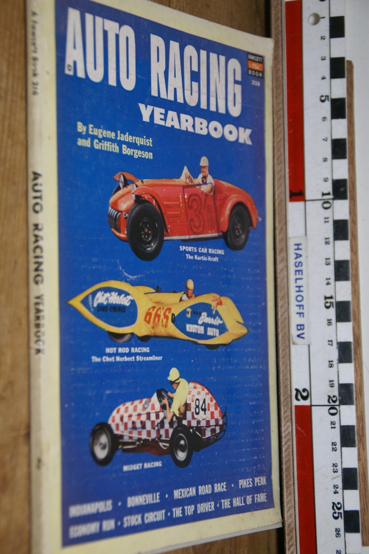 DSC02890 60er jaren auto racing yearbook, English-3a1db7cc