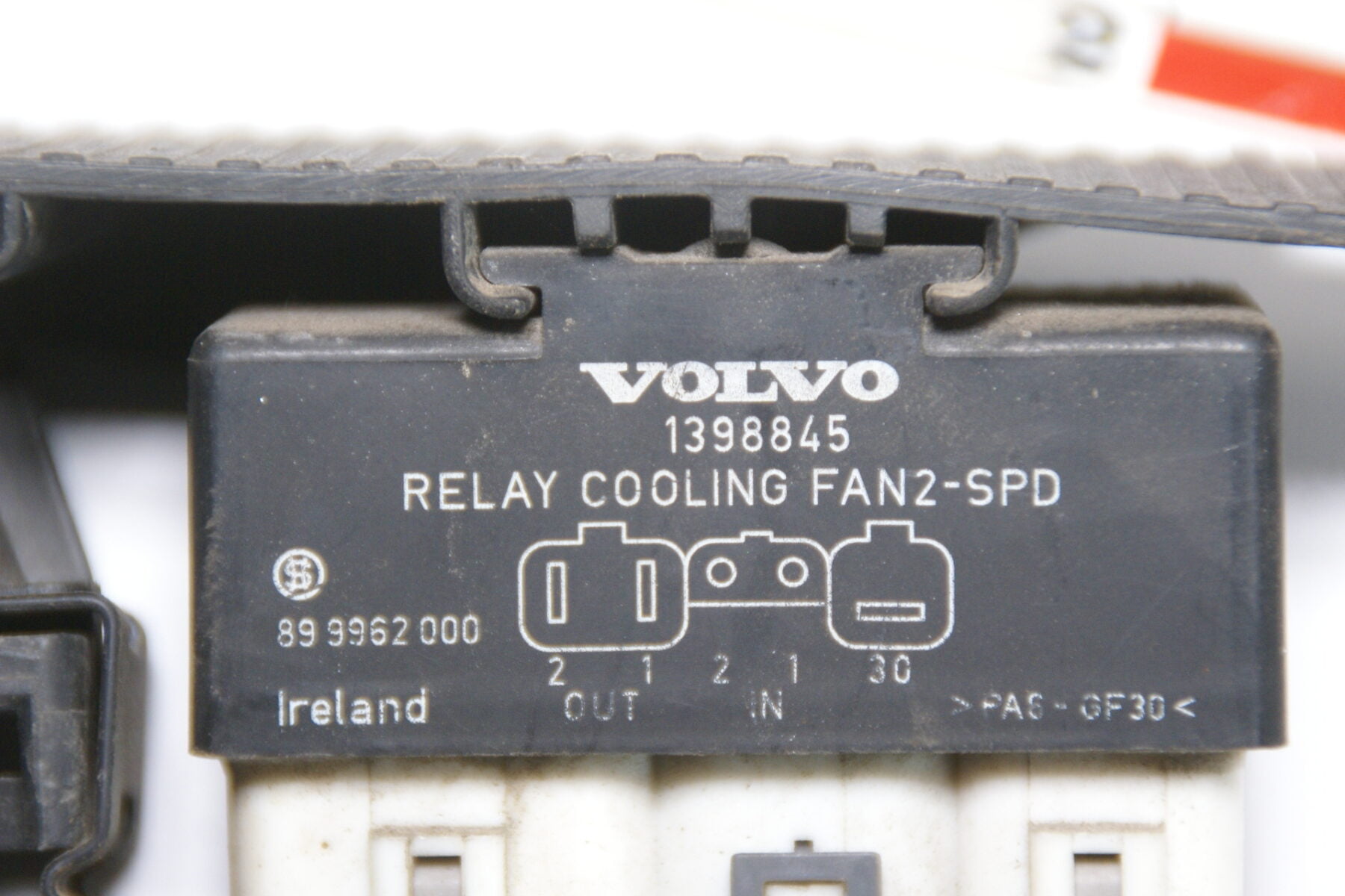 DSC09274 relais koelfan origineel Volvo CSVXC70 nr 1398845-f6934cc3