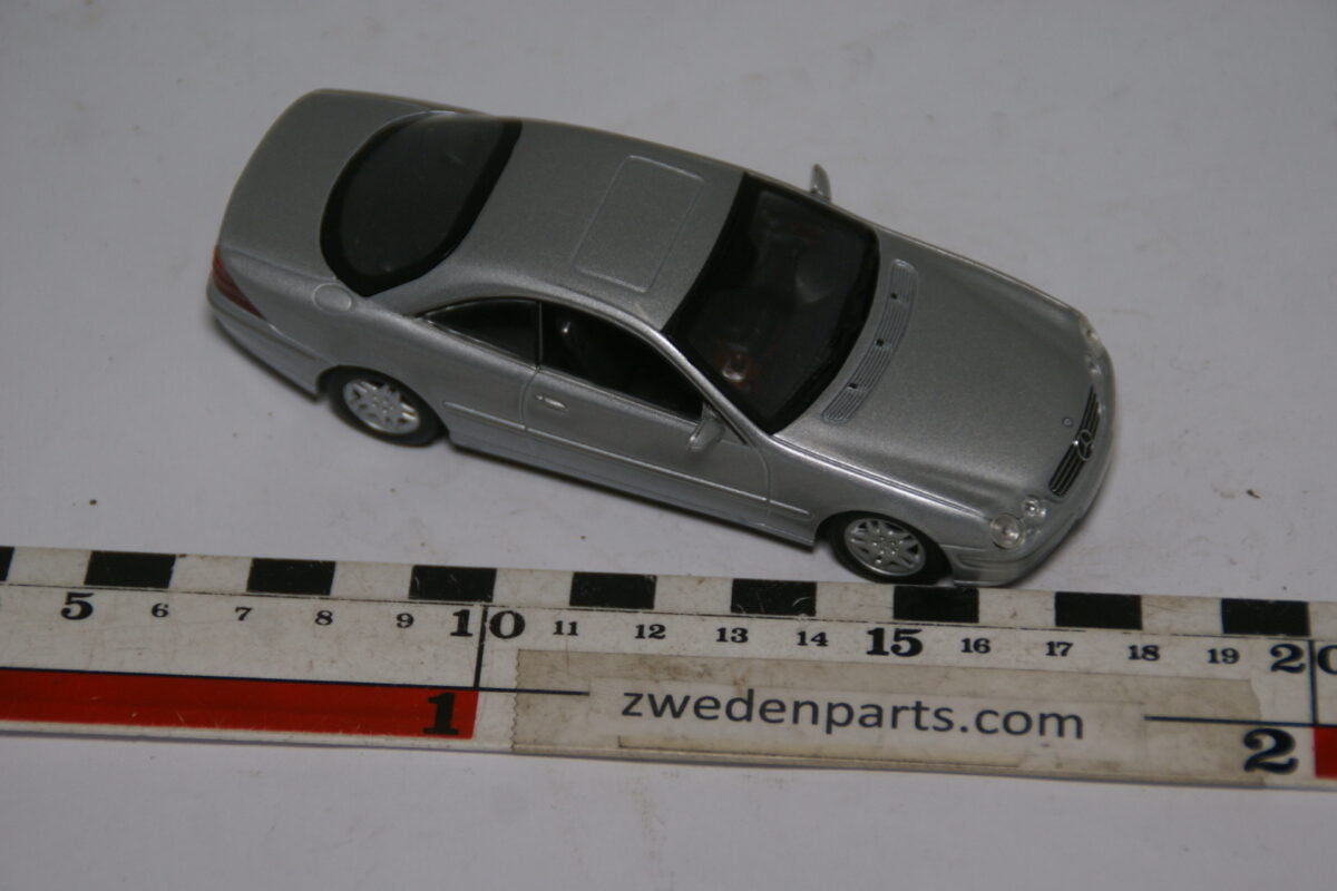 DSC09548 minatuur Mercedes CL coupe  1op43-5e9e3a80