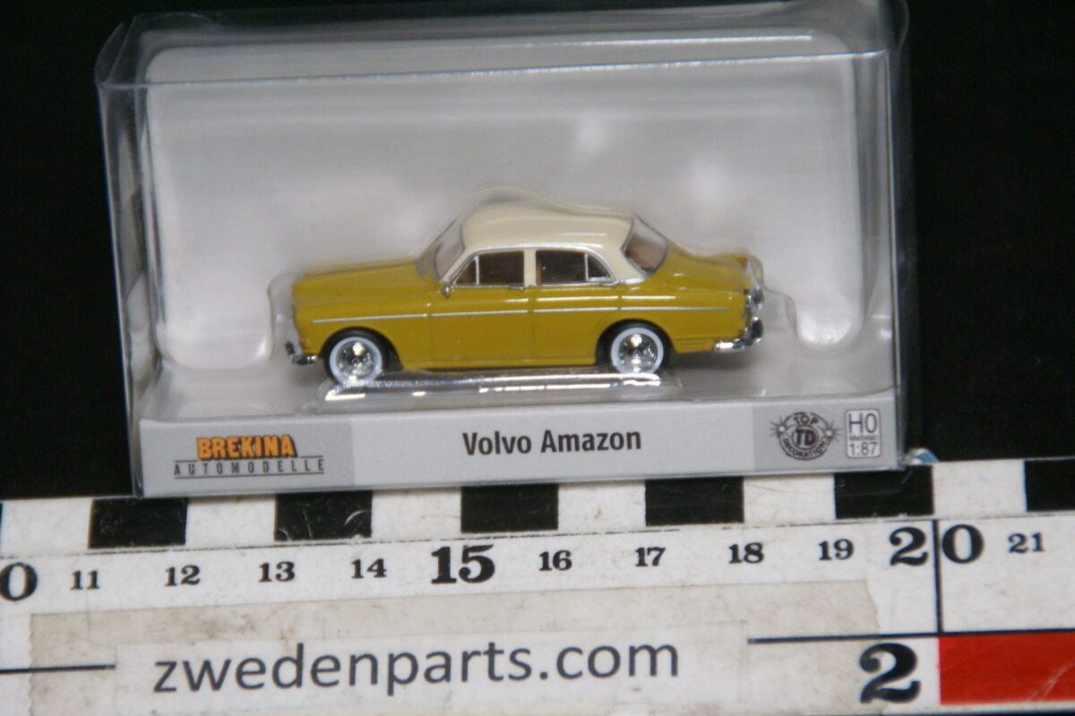DSC09863 miniatuur Volvo Amazon 120 geel wit 1 op 87 Brekina nr 29229 MB-6ad78e07