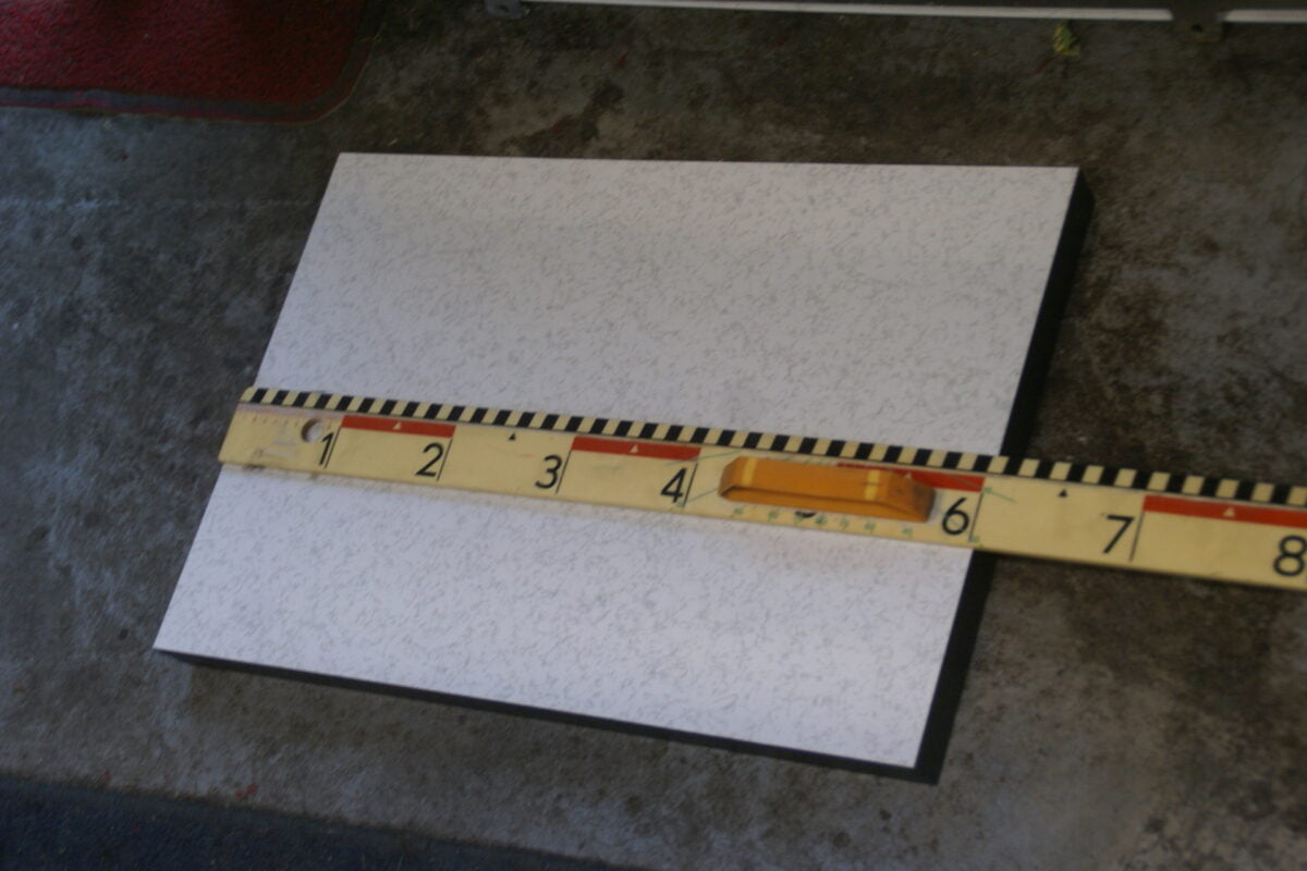 DSC01399 paneel verhoogde vloer, 600 x 400 x 40 mm, toplaag hardlaminaat, onder staalplaat nieuw-22f184ad