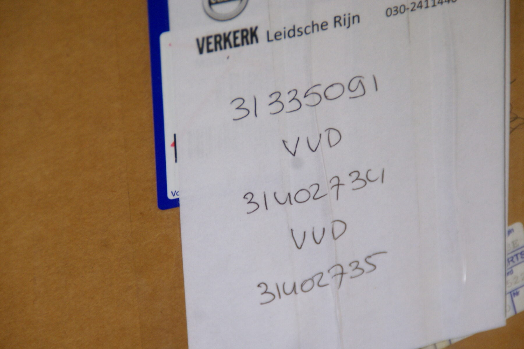 DSC01696 290 splinternieuw in doos voorruit origineel Volvo V70 III artnr. 31335091 NOS-29892b67