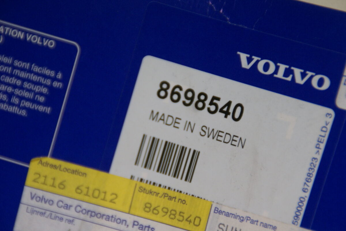 DSC01801 40 zonnegordijn origineel Volvo XC90 artnr. 8698540 NOS-c53e071b