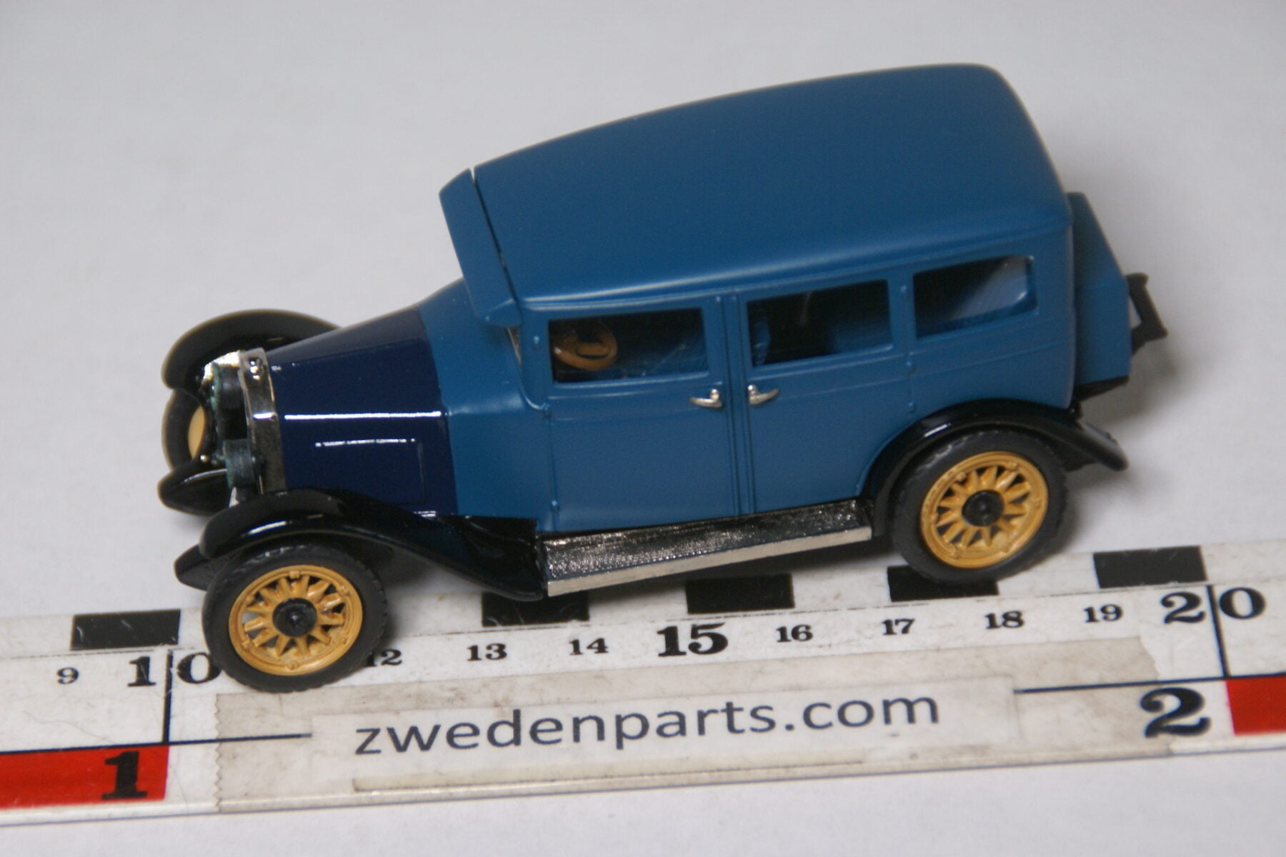 DSC02386 1927 miniatuur Volvo PV4 blauw zwart, schaal 1op43, Robeddy nr RE31b, 1 van 400, MB-a20d74cb