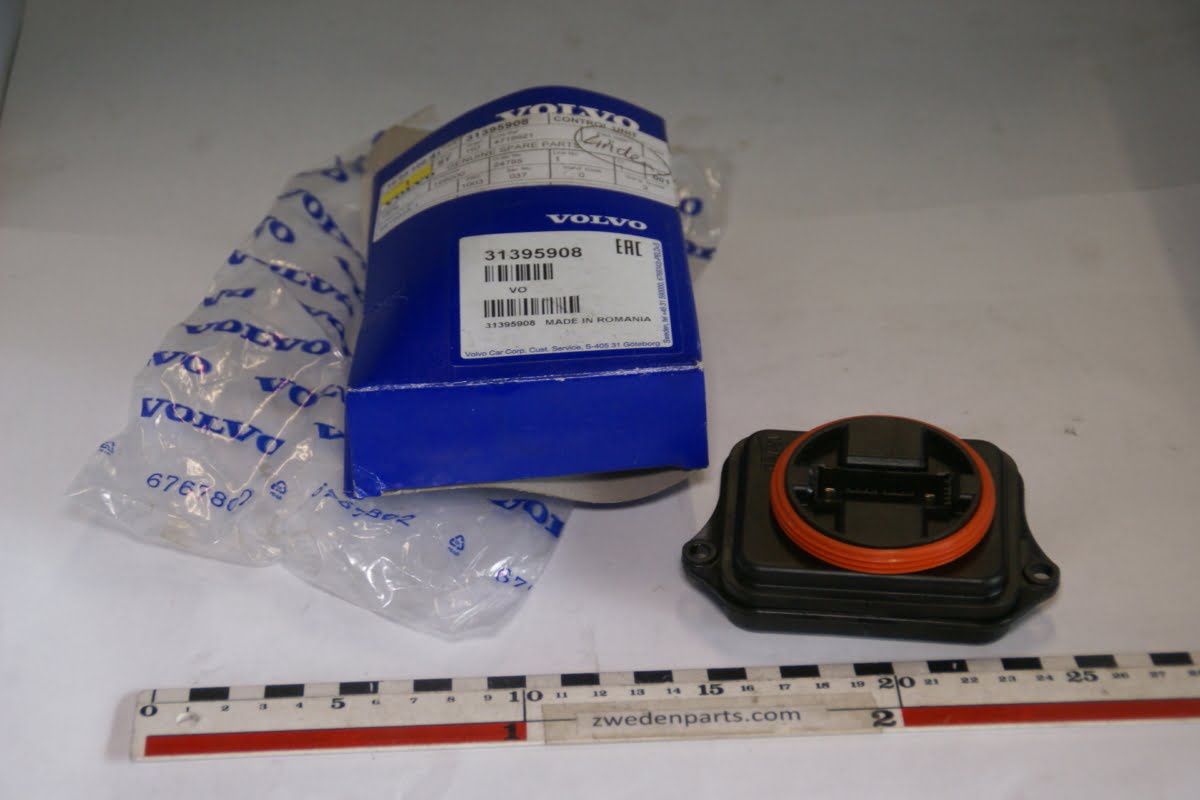 DSC04219 controle unit koplamp origineel Volvo SVXC60 artikelnr 31395908 NOS 125-5b001833