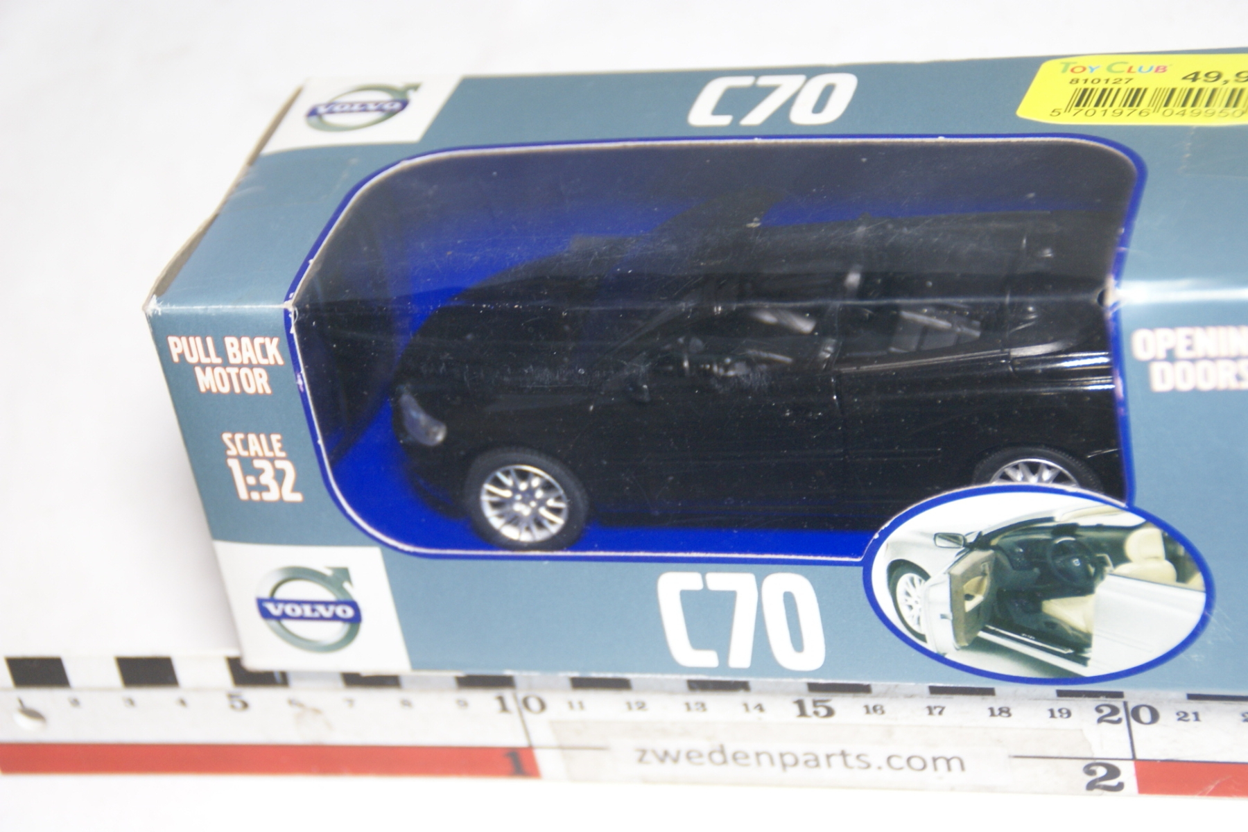 DSC05102 miniatuur Volvo C 70 zwart 1op32 Powco nr V12425 MB