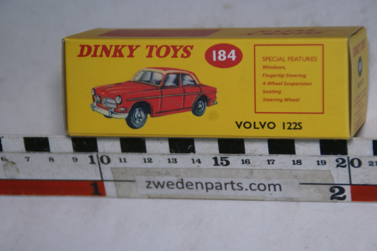 DSC05104 miniatuur Volvo Amazon 1op43 Dinky Toys Atlas nr 184 MB