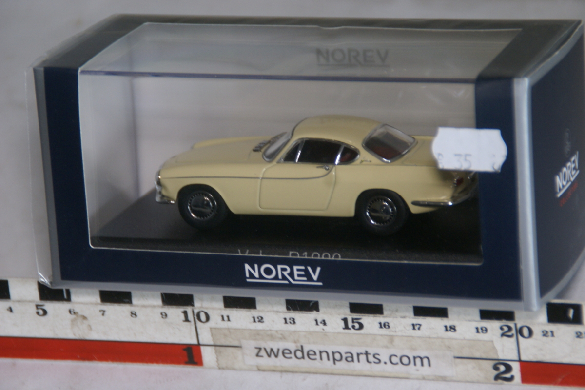 DSC05150 miniatuur 1963 Volvo 1800 Jensen beige 1 op 43, Norev nr 870007 MB