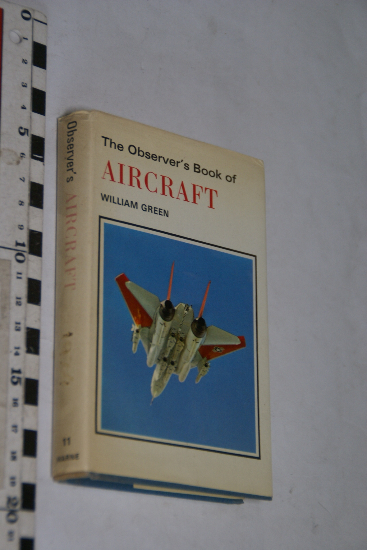 DSC04707 1974 boek Observerbook of Aitcraft, English