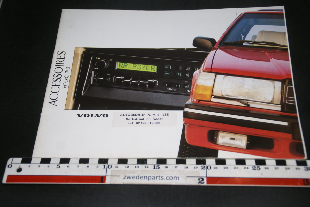 DSC08067 1988 brochure accessoires origineel Volvo 740 nr RSP30174