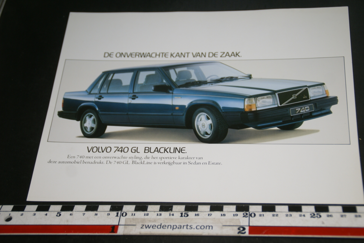 DSC08070 ca. 1988 brochure origineel Volvo 740GL Blackline