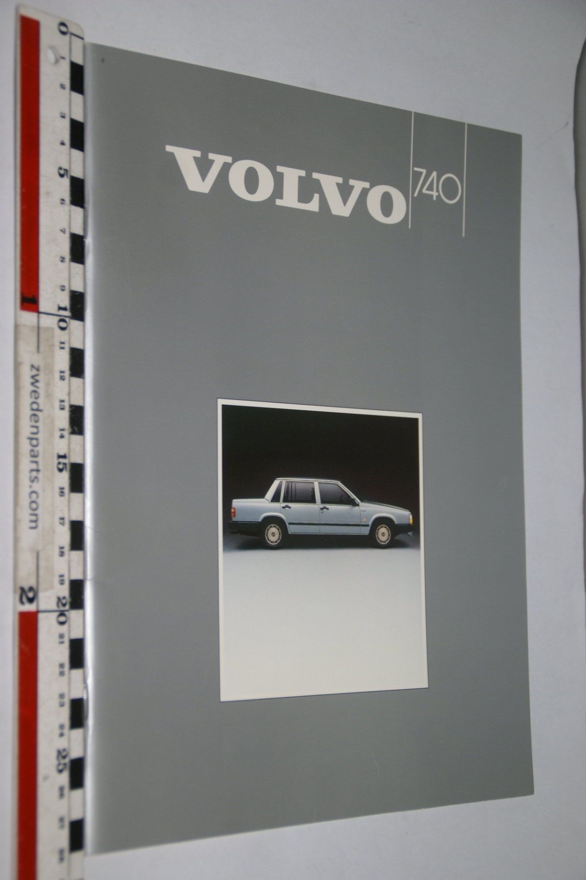 DSC08076 1985 brochure origineel Volvo 740 nr MSPV 1131