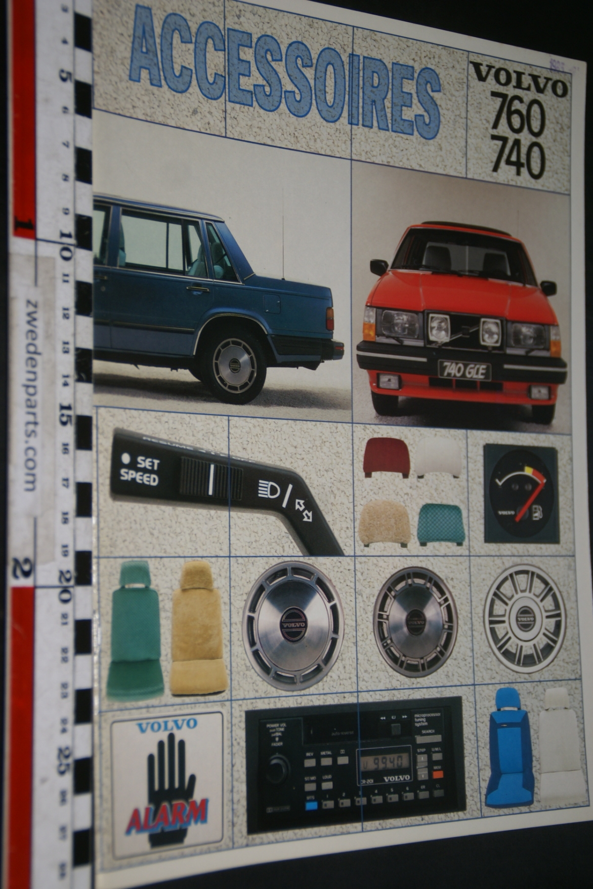 DSC08113 1984 brochure accessoires origineel Volvo 740 760, nr RSP 39558