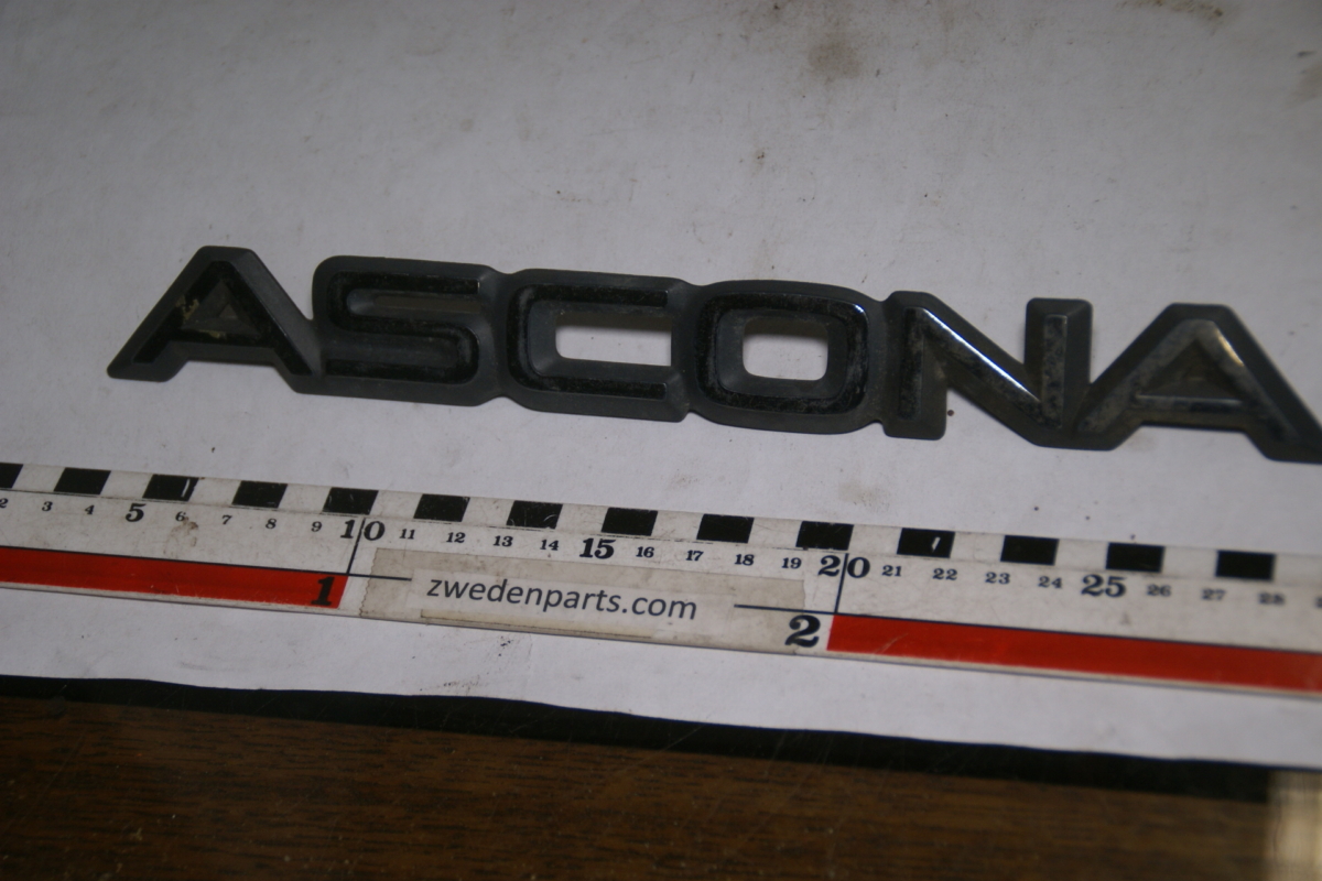 DSC05762 embleem origineel Opel Ascona