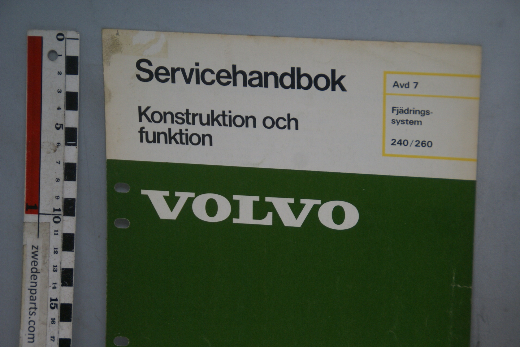 DSC06145  1976 servicehandboek verensysteem 7(87), origineel Volvo 240, 260,  nr TP11651 svensk