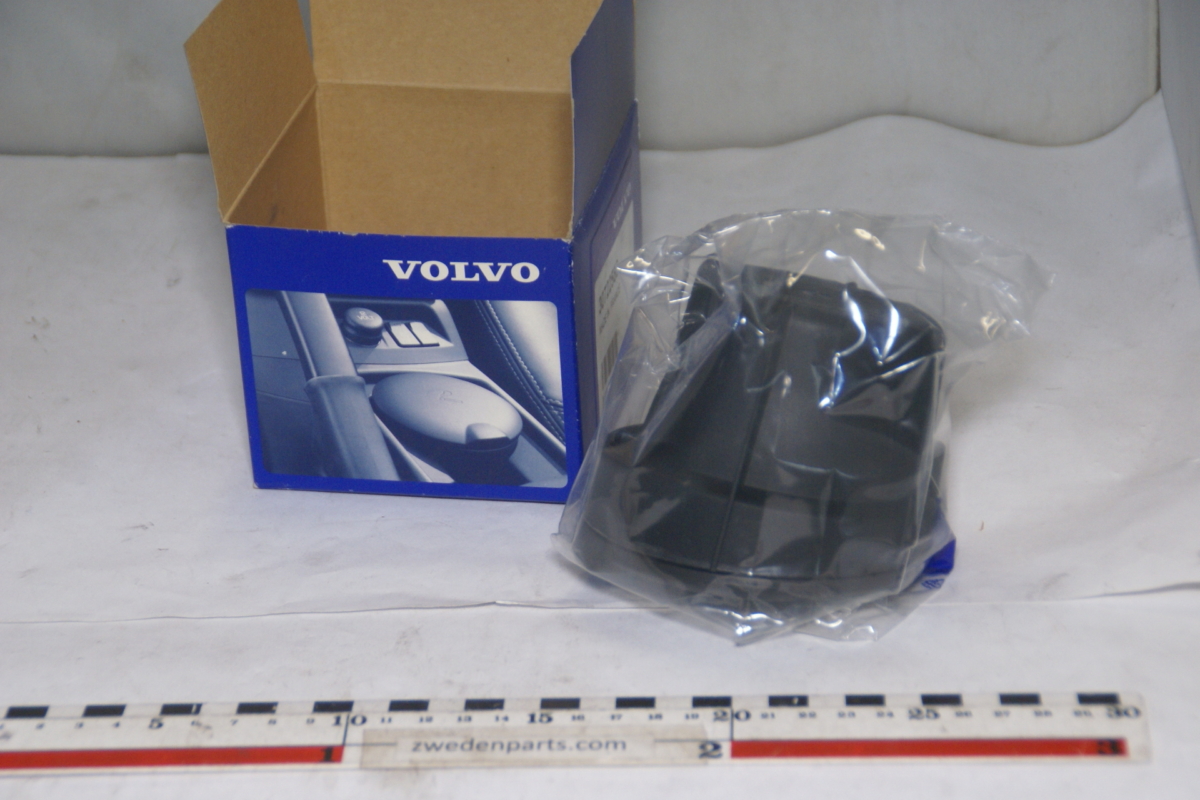 DSC06401 asbak bekerhouder origineel Volvo S40 V50 artnr. 30722588 NOS 60